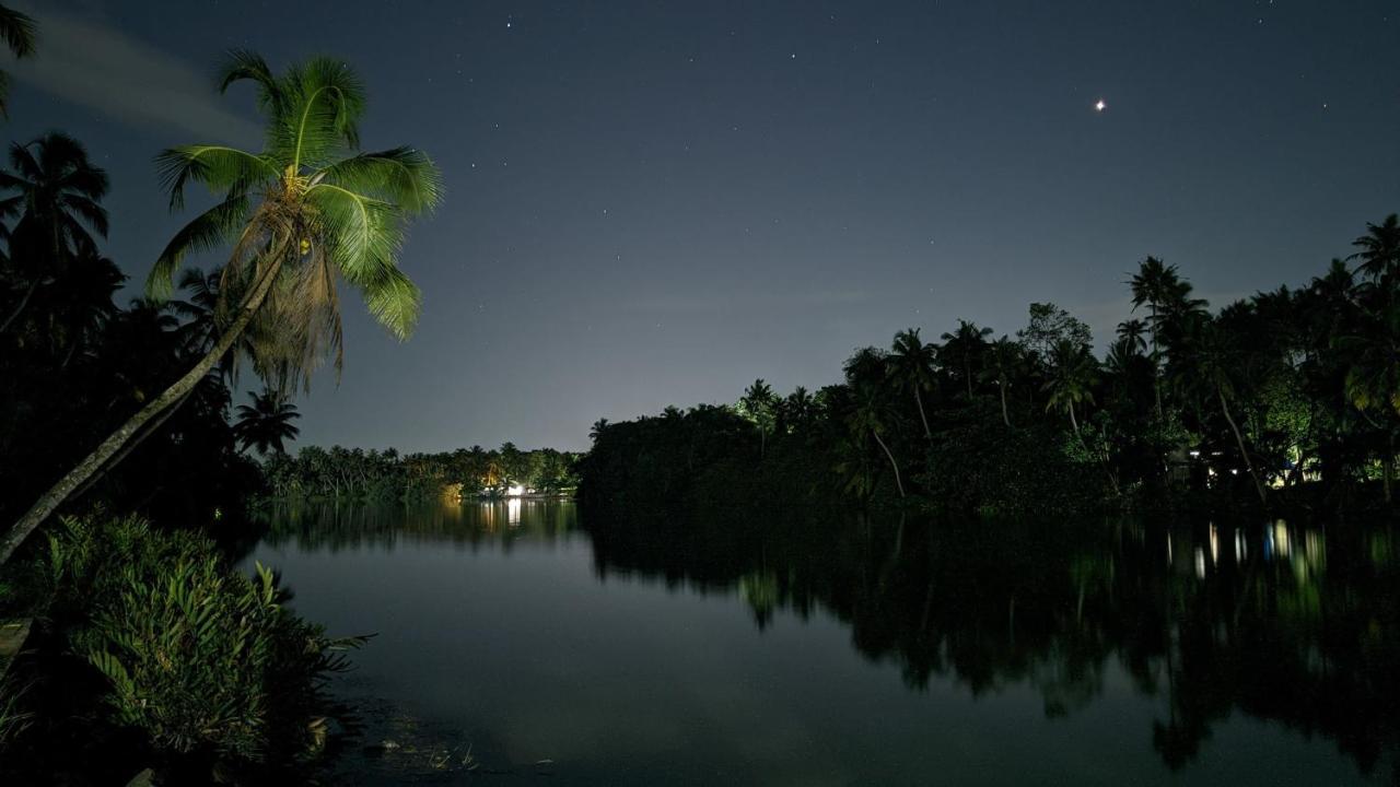 Islandstay-A Riverside Property Kollam Dış mekan fotoğraf
