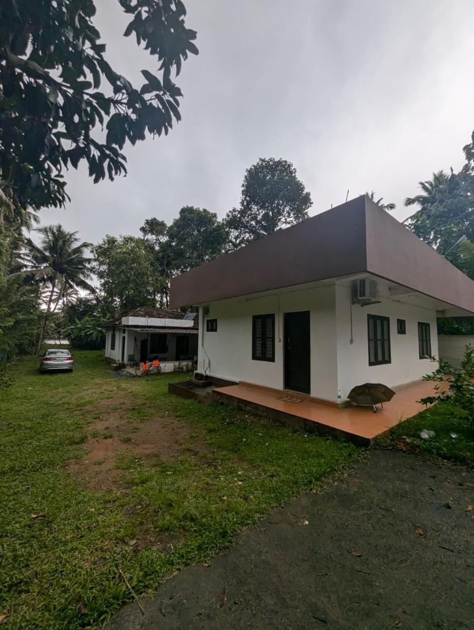 Islandstay-A Riverside Property Kollam Dış mekan fotoğraf